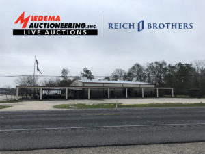 7.27 +/- Acres of Commercial Land with Buildings in Beaumont, TX